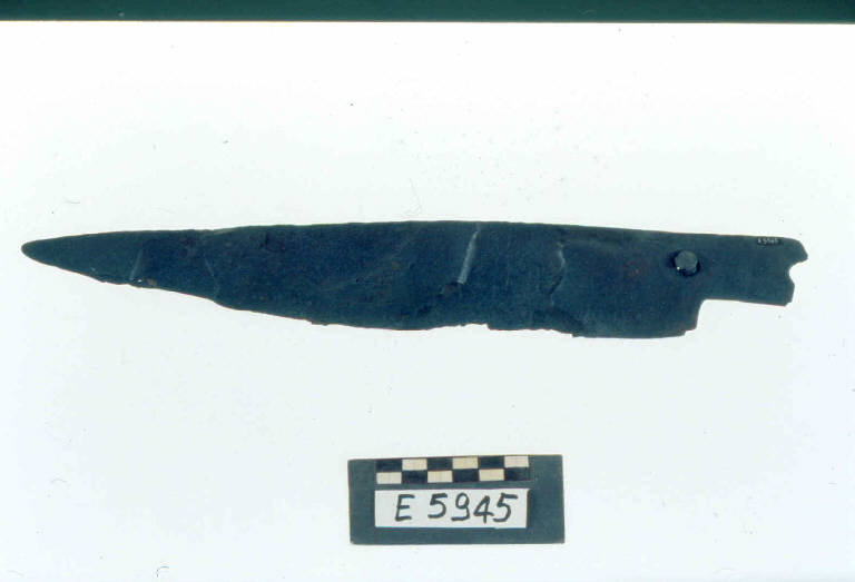 coltello a dorso diritto - cultura La Tène (secc. II/ I a.C)