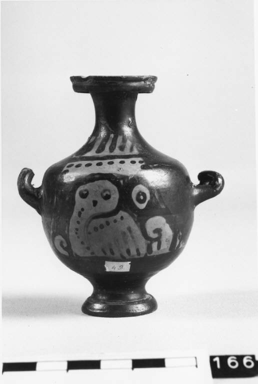 hydria - ambito protoitaliota (fine/ inizio secc. V/IV a.C)