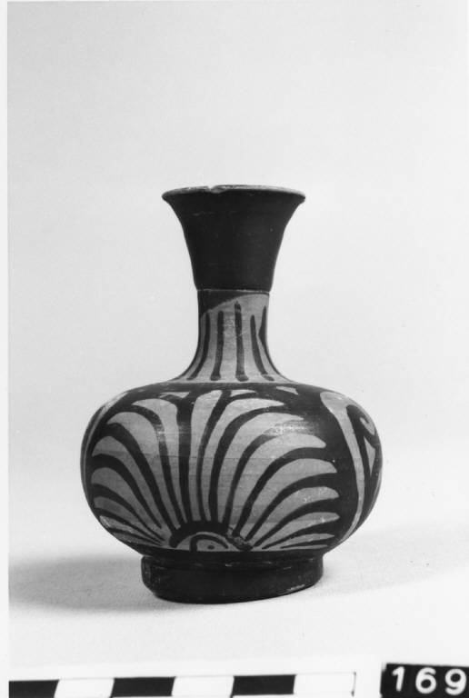 lekythos aryballica - ambito protoitaliota (fine/ inizio secc. V/IV a.C)