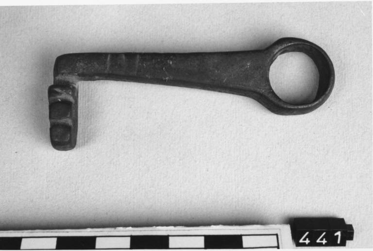 chiave ad anello - ambito romano imperiale (secc. I/III d.C)