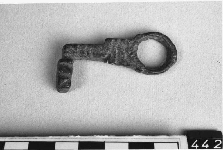 chiave ad anello - ambito romano imperiale (secc. I/III d.C)