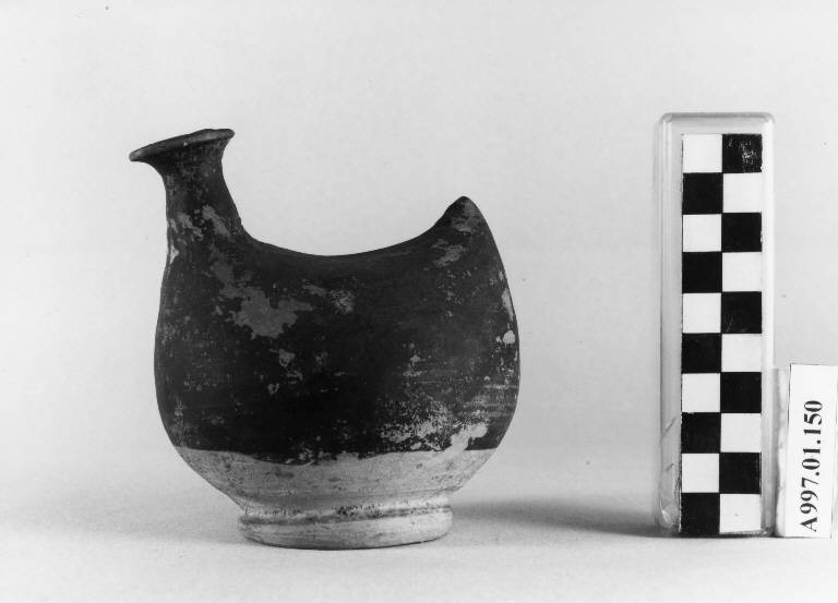 askos otriforme, Morel 8221 - ambito apulo (seconda metà sec. IV a.C)