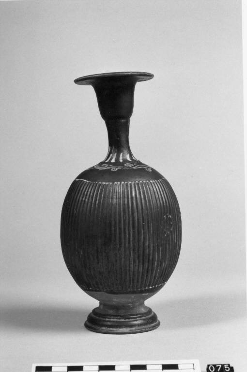 lekythos, Morel 5419b1 (metà sec. III a.C)