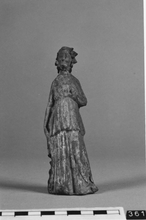 Figura femminile (statuetta) - ambito magno-greco (?) (secc. IV/III a.C)