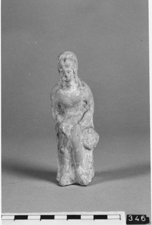 Figura femminile (statuetta) - produzione magno-greca, produzione tarantina (seconda metà sec. IV a.C)