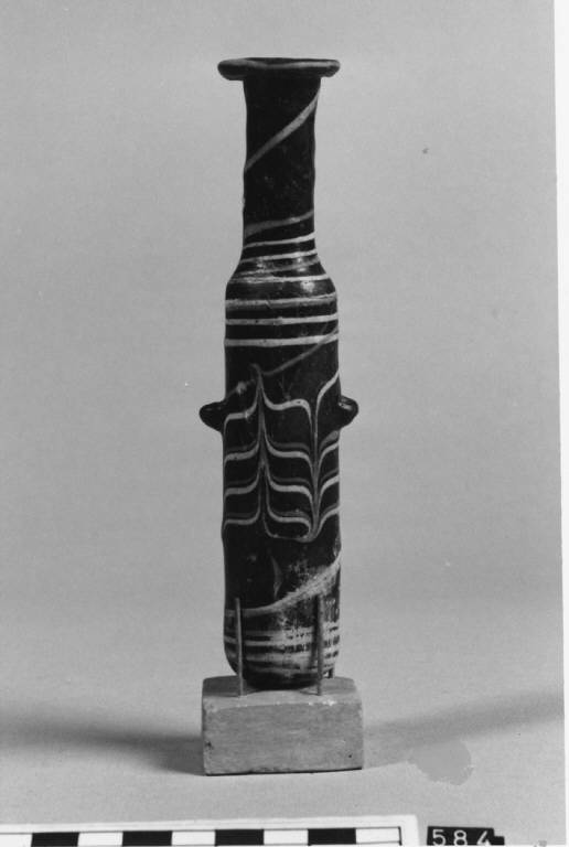 balsamario, Alabastron - età ellenistica (secc. III/II a.C)