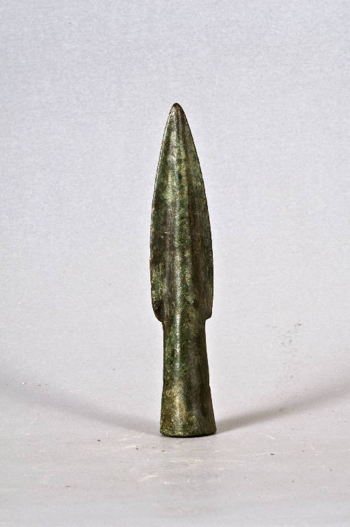 punta di lancia (secc. XIII/ XI a.C)
