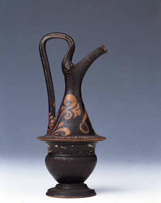 epichysis - Medio Apulo (secondo quarto sec. IV a.C)