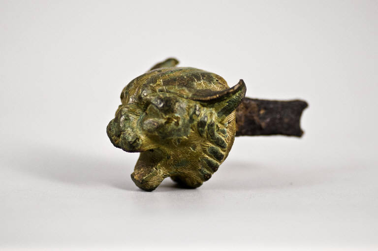 pomello a testa di pantera (secc. I/ II d.C)