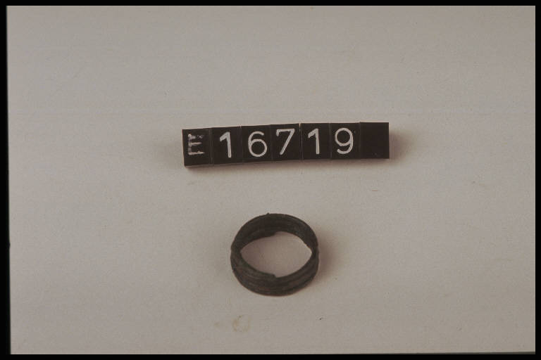 anello a spirale - cultura di Golasecca (secc. VIII/ V a.C)