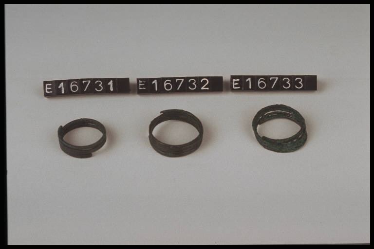 anello a spirale - cultura di Golasecca (secc. VIII/ V a.C)