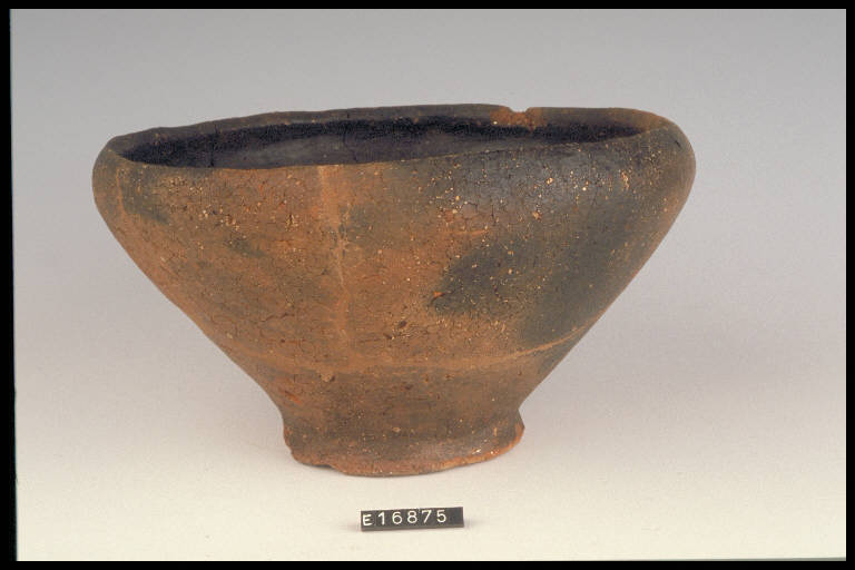 scodella - cultura di Golasecca (sec. VII a.C)