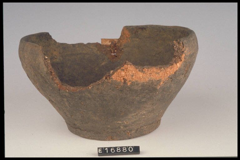 scodella - cultura di Golasecca (secc. VIII/ VII a.C)