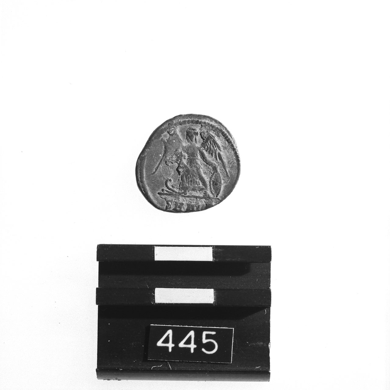 Follis, BRUUN RIC VII, p.692 sgg (Sec.IV d.C)