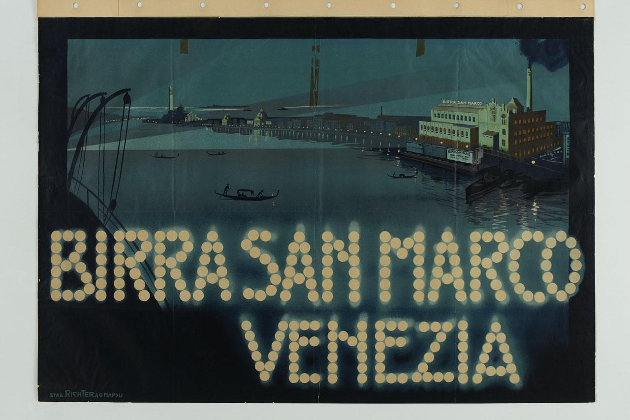 panorama della Giudecca con il birrificio San Marco e gondole dal ponte di una nave in transito (manifesto) - ambito italiano (sec. XX)