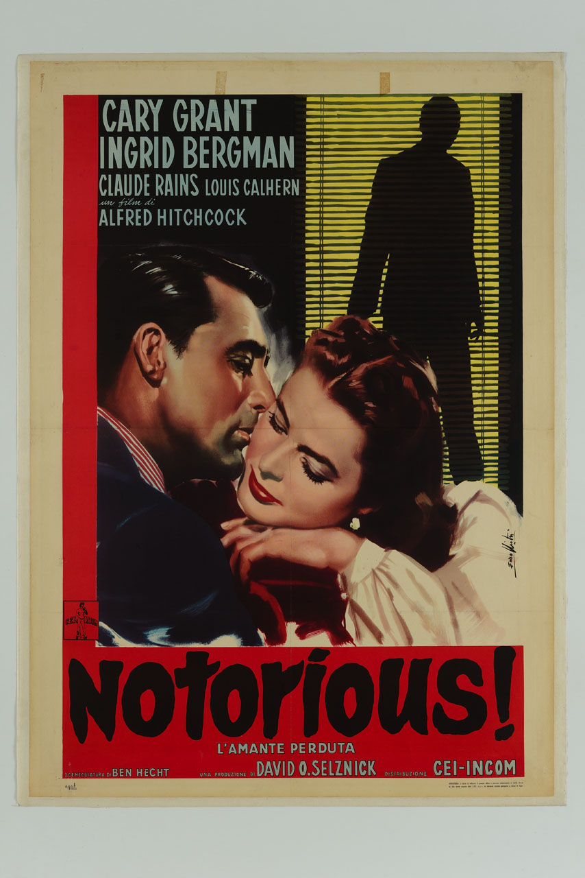Cary Grant abbraccia Ingrid Bergman, sullo sfondo figura maschile in ombra davanti a finestra (manifesto) di Nistri Enzo (sec. XX)
