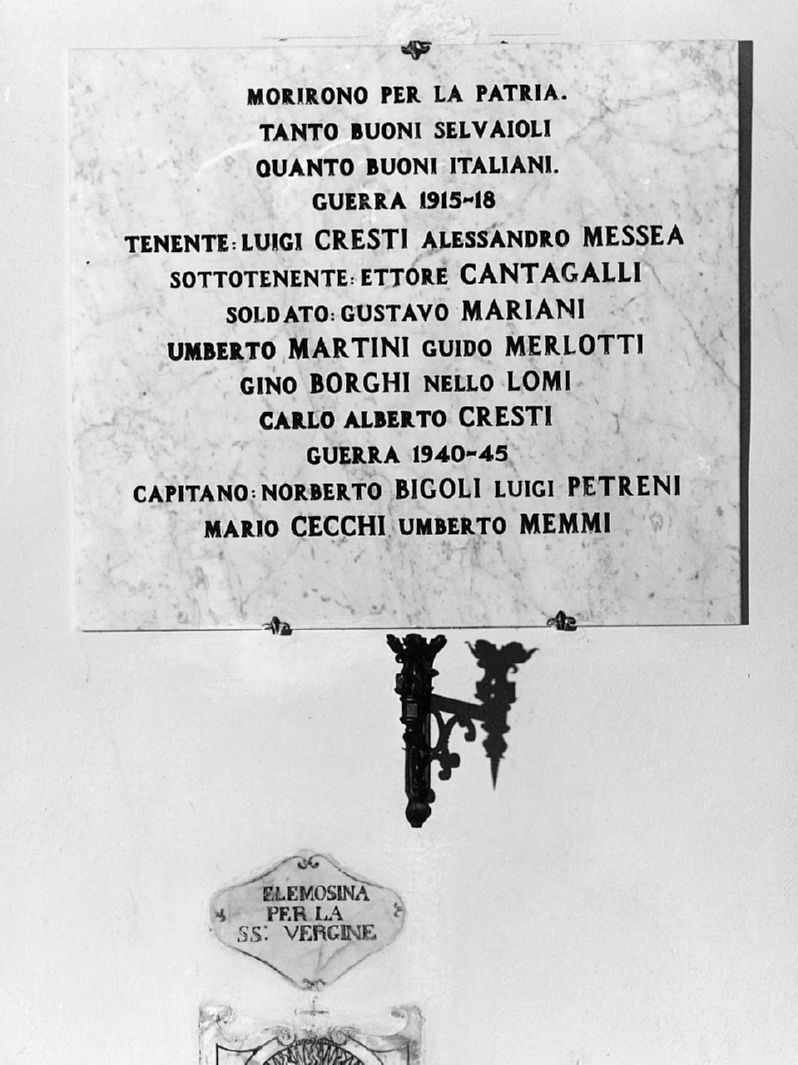 lapide commemorativa ai caduti - bottega senese (sec. XX)