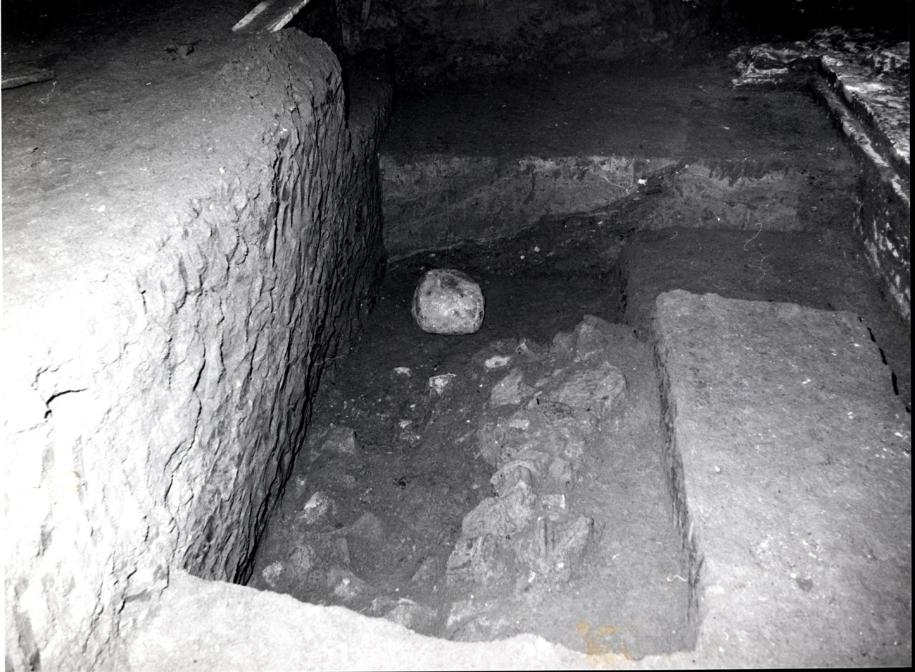 resti di strutture murarie di età romana (edificio pubblico, luogo ad uso pubblico) - Acqui Terme (AL)  (inizio Eta' romana imperiale)