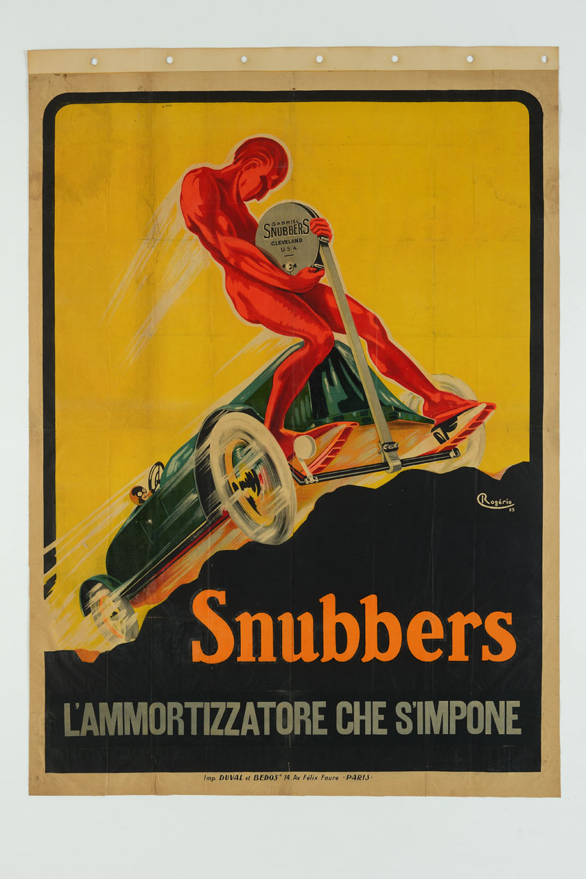 diavolo su pattini si tiene con una cinghia all'albero di trasmissione delle ruote di un'automobile in corsa (manifesto) di Rogério - ambito francese (sec. XX)