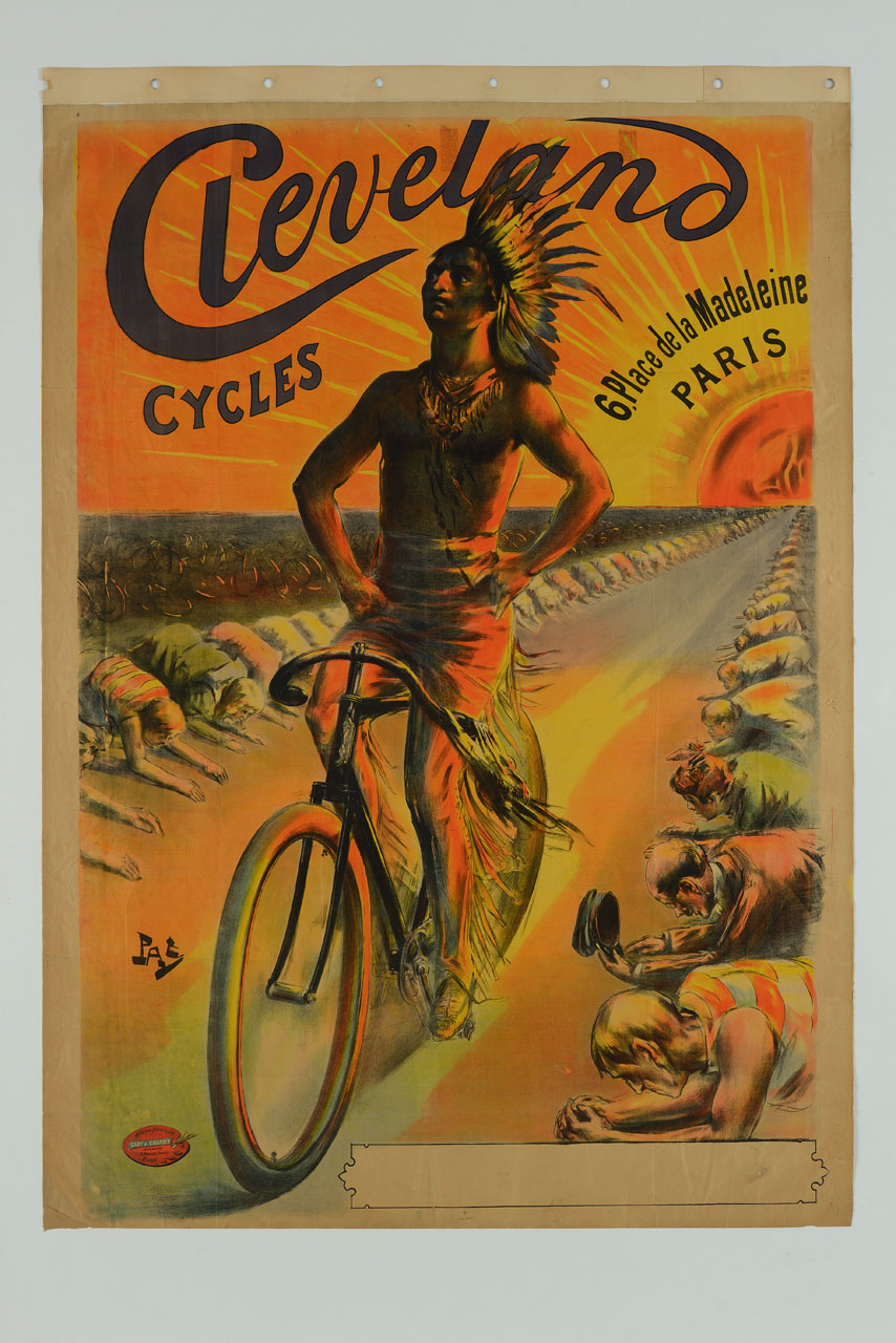 indiano pellerossa in sella ad una bicicletta si fa strada tra una folla genuflessa (manifesto) di Paleologue Jean / de Paleologu Jean (sec. XIX/ sec. XX)