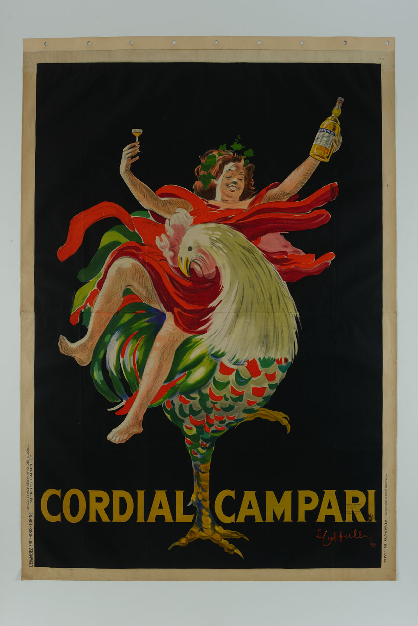 figura femminile vestita di rosso seduta su un galletto tiene un bicchiere e una bottiglia (manifesto) di Cappiello Leonetto (sec. XX)