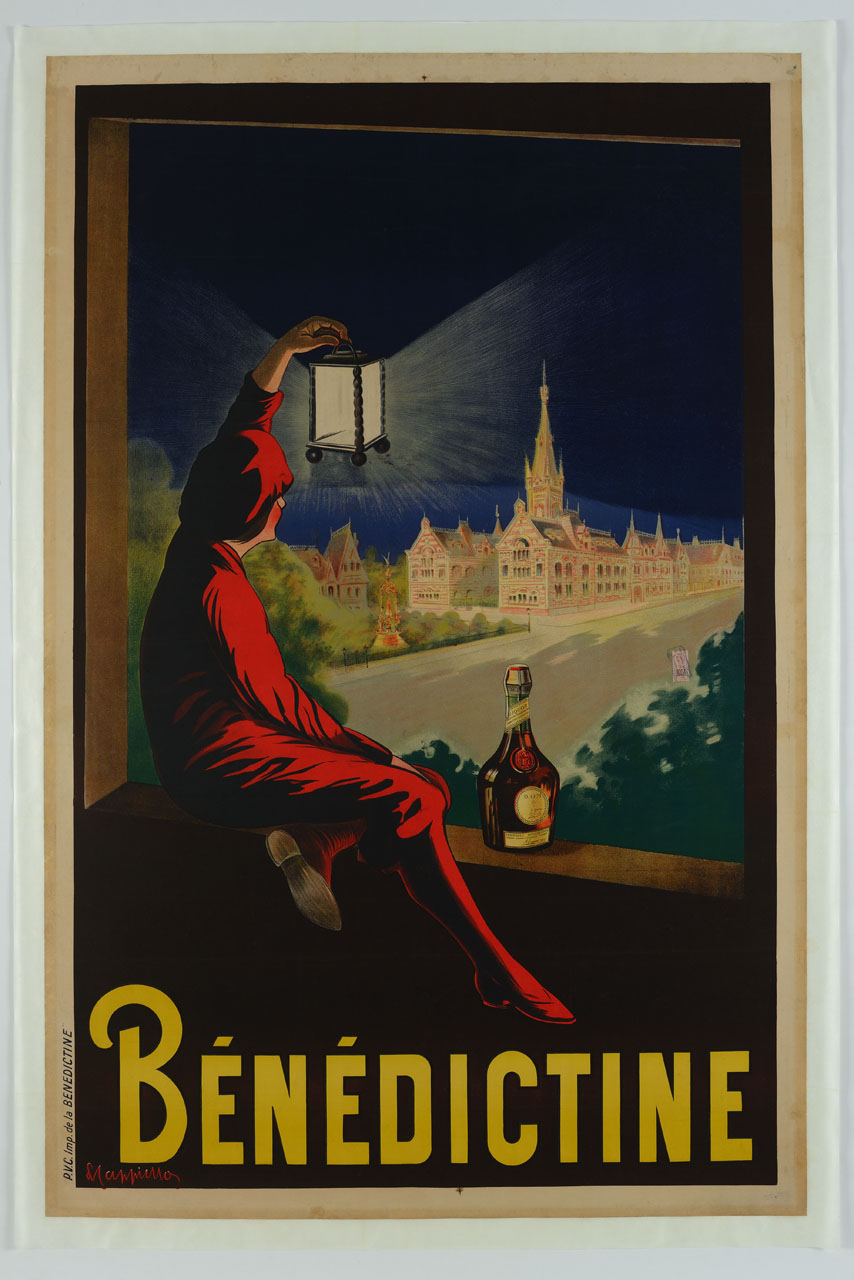 figura vestita di rosso seduta vicino a una bottiglia di liquore tiene una lanterna ad illuminare la distilleria del Bénédictine (manifesto) di Cappiello Leonetto (sec. XX)