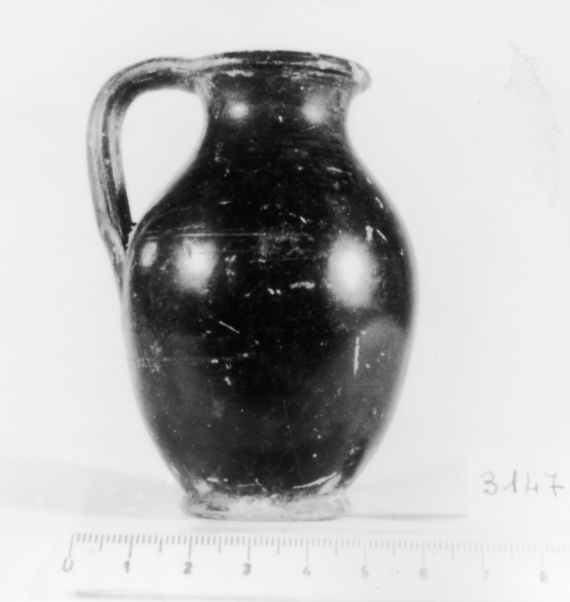 olpe miniaturistica - produzione attica (terzo quarto sec. V a.C)