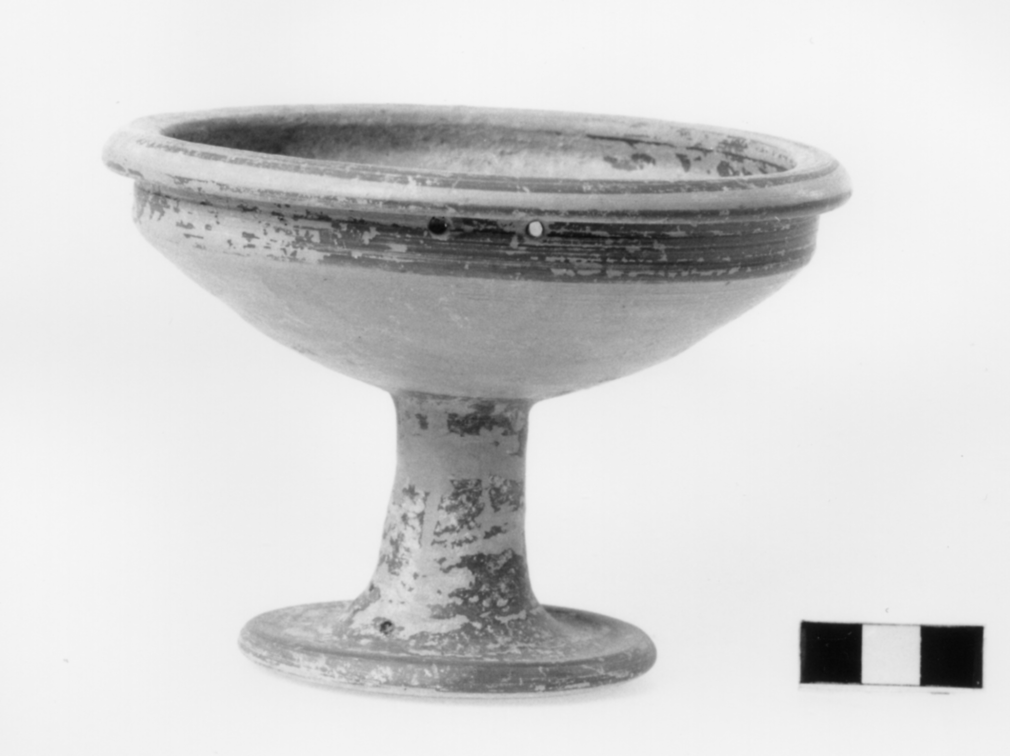 coppetta su alto piede - produzione etrusca (sec. VI a.C)
