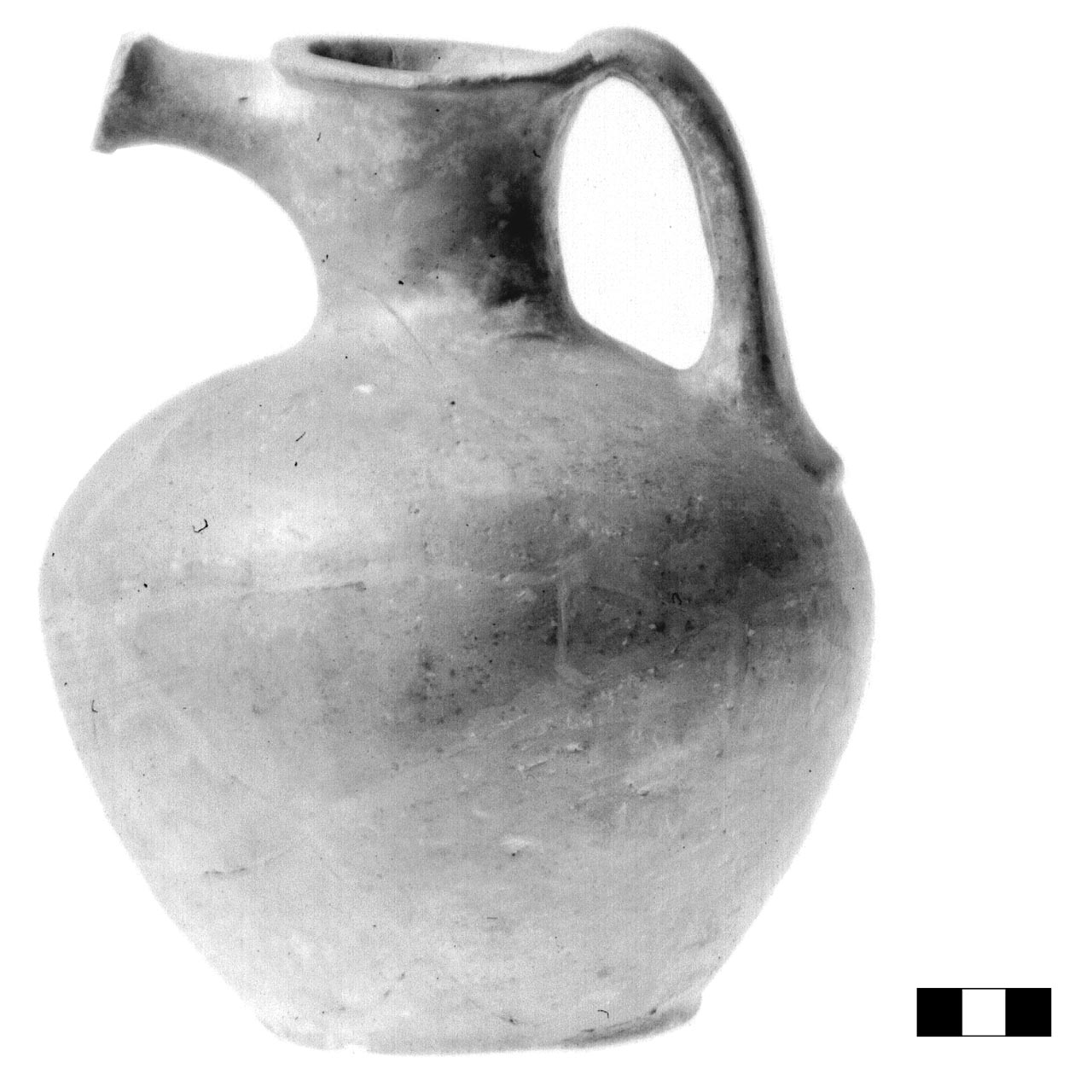 brocchetta con versatoio - fase Piceno IV B (secc. VI - V a.C)