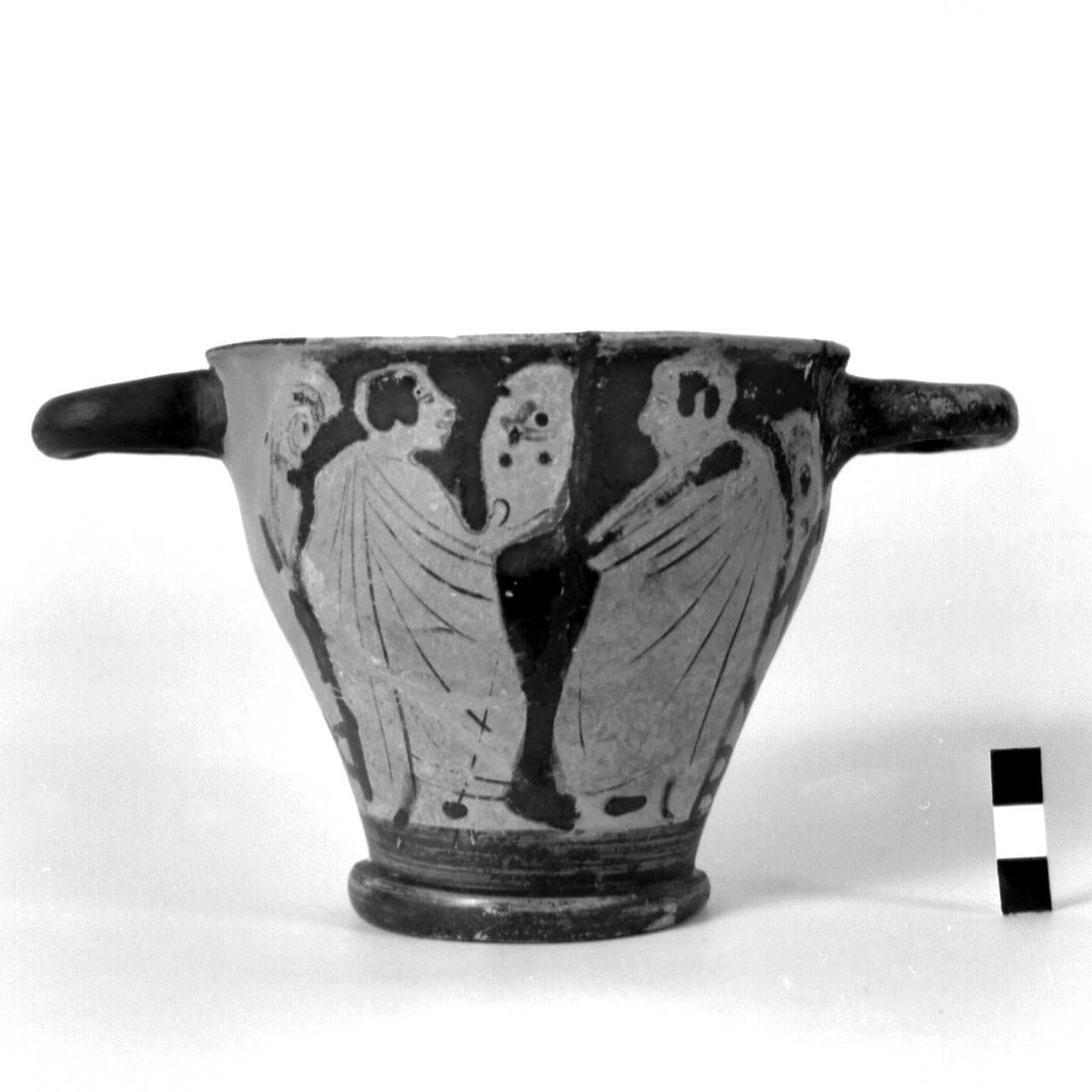 skyphos concavo convesso di "fat boy group" - produzione attica (primo quarto sec. IV a.C)