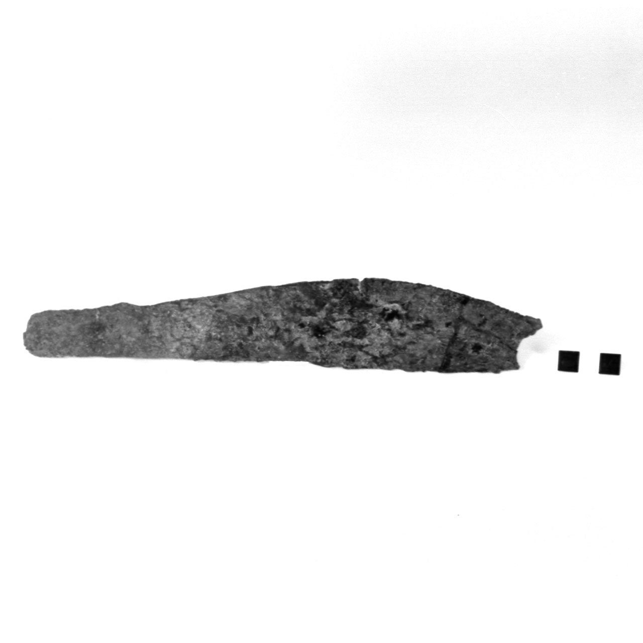 coltello - fase Piceno IV B (inizio sec. V a.C)