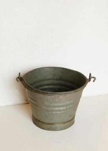 secchio, recipienti, utensili da lavoro - ambito calabrese (sec. XX seconda metà, da 1950 a 1999)