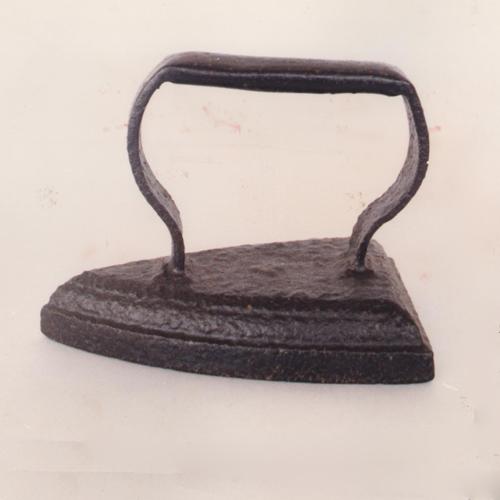 ferro da stiro, ferri da stiro, utensili da lavoro - bottega calabrese (sec. XIX fine - sec. XX inizio, da 1890 a 1910)