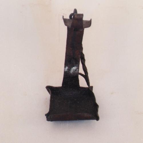 lucerna a olio, lucerne, utensili domestici - artigianato agro-pastorale (sec. XIX fine - sec. XX inizio, da 1890 a 1910)