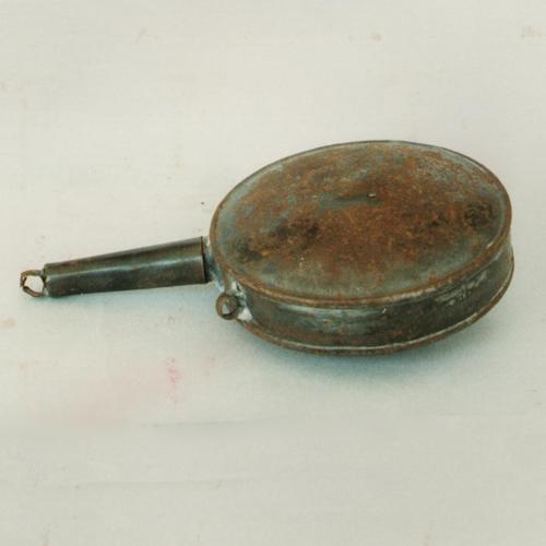 fiasca per polvere da sparo o pallini, recipienti, utensili da lavoro - artigianato pastorale (sec. XX prima metà, da 1900 a 1949)