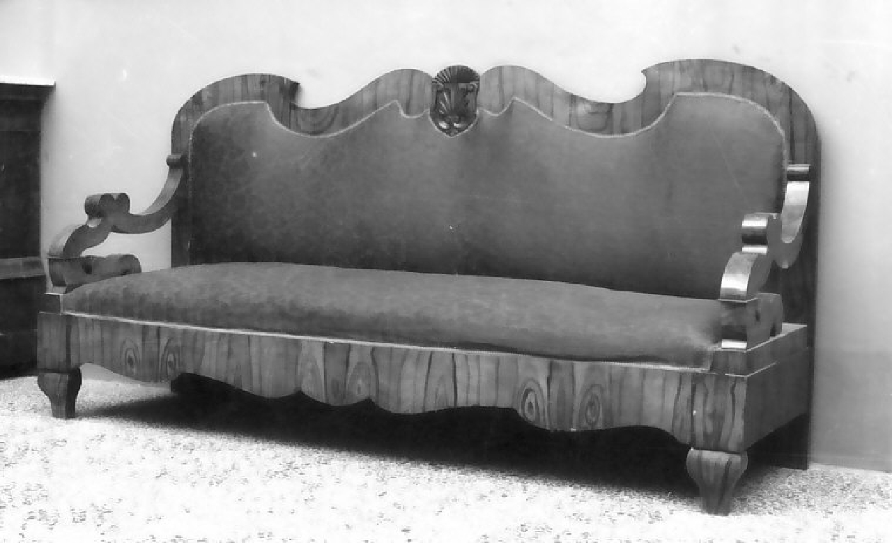 divano, serie - bottega calabrese (sec. XVIII)