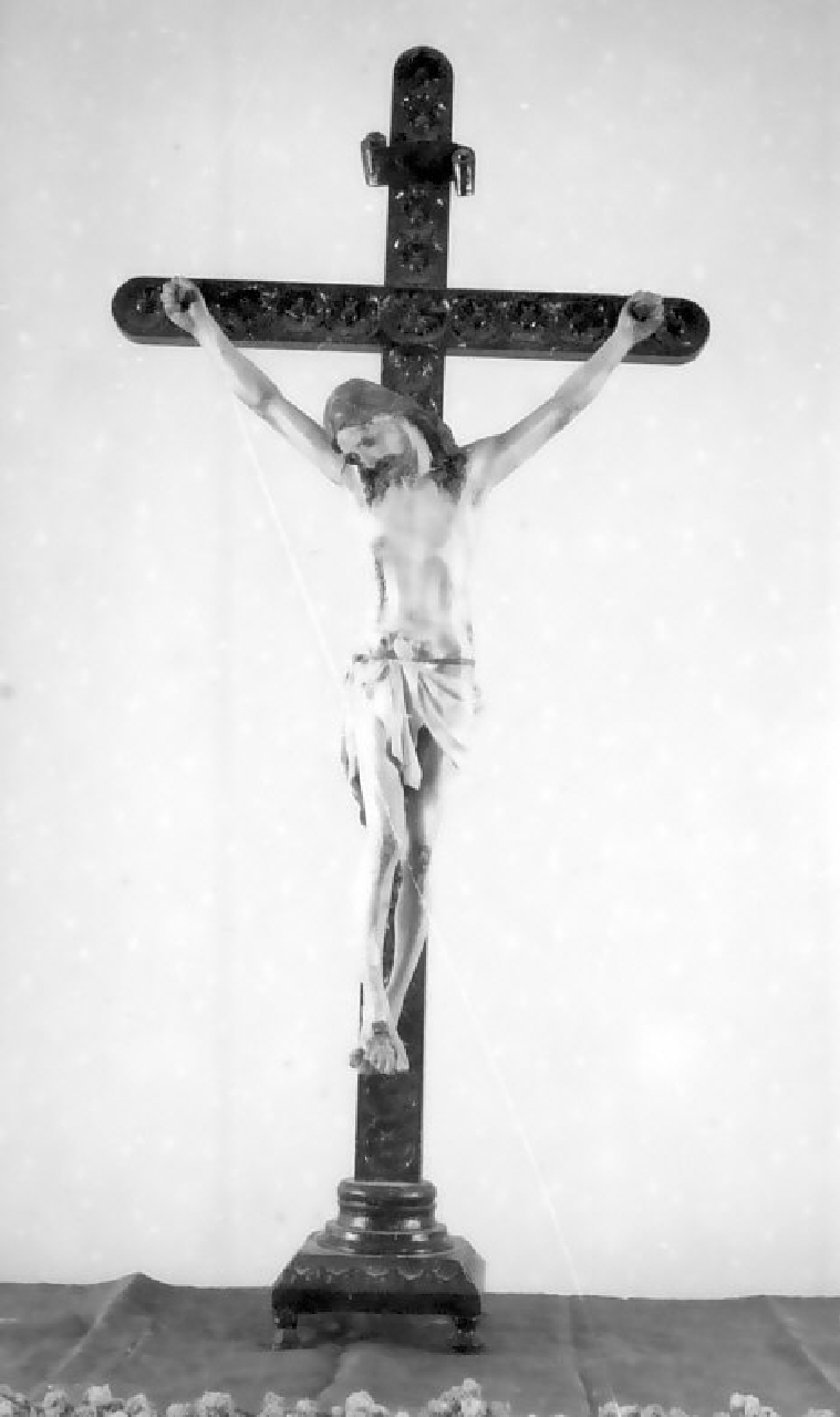 crocifisso, opera isolata - bottega calabrese (fine/ inizio secc. XIX/ XX)