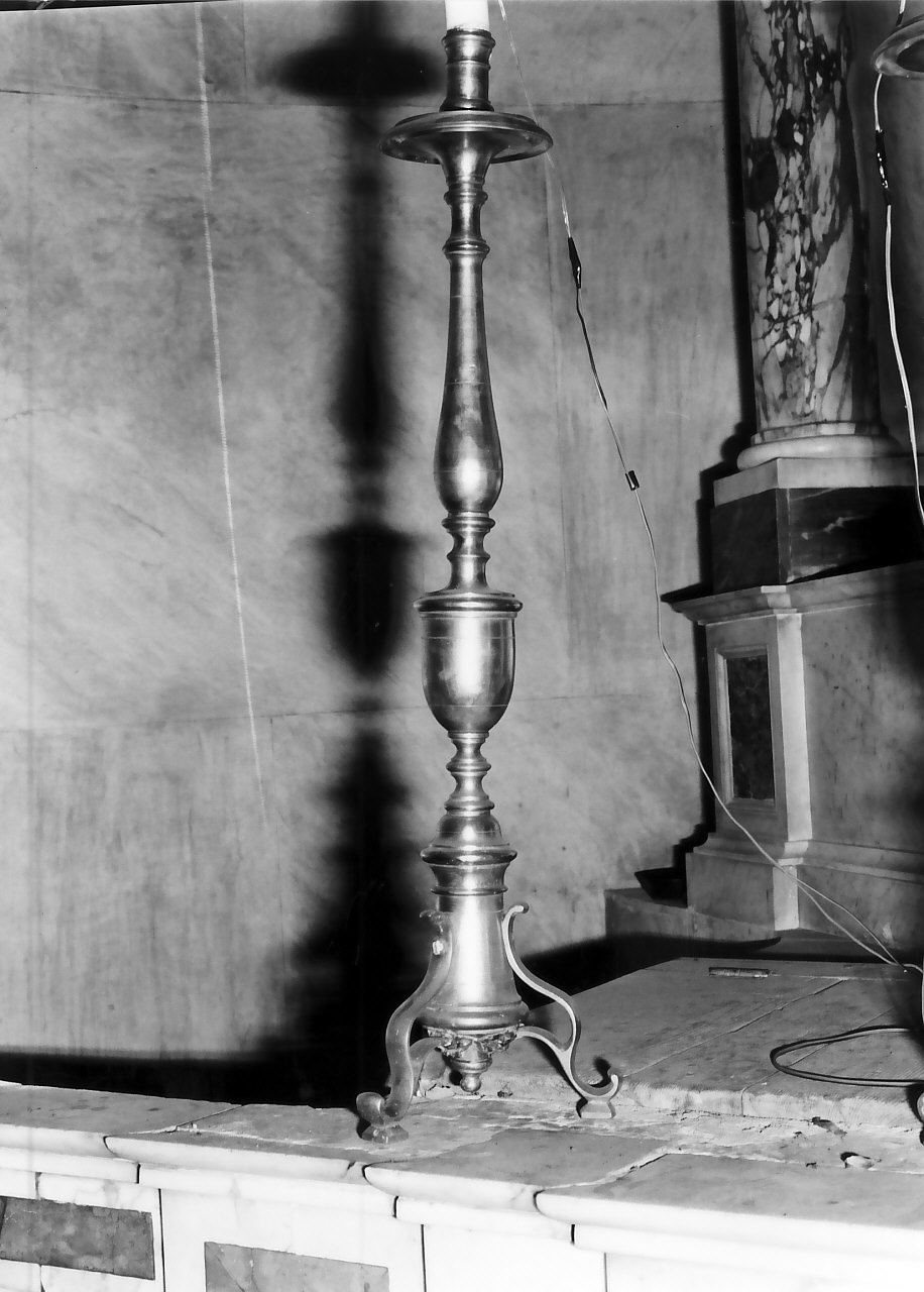 candelabro, serie - bottega Italia meridionale (seconda metà sec. XIX)