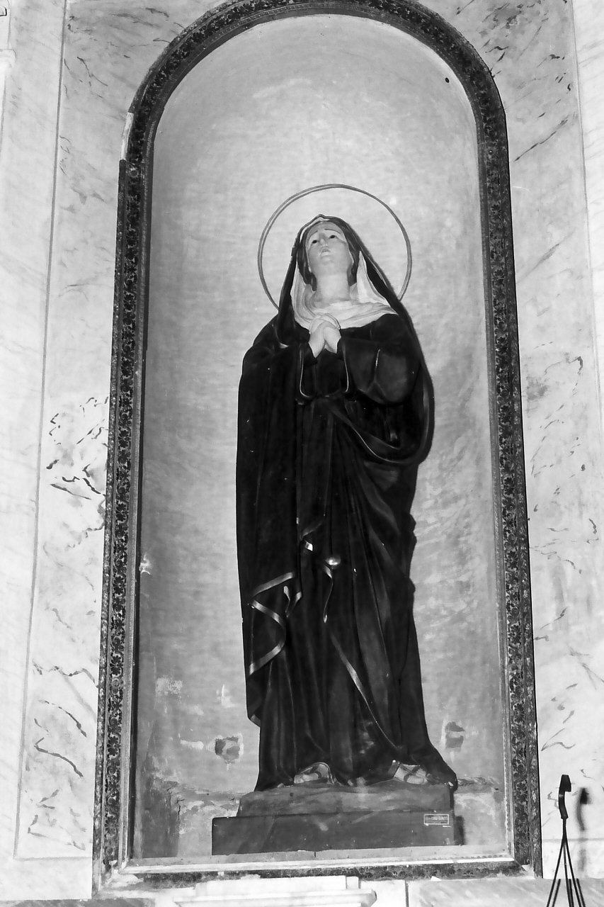 Madonna Addolorata (statua, opera isolata) di Guacci Luigi (prima metà sec. XIX)