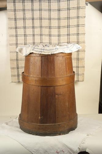 Misura per cereali da litri 17,5, mestieri - bottega del bottaio/bottega del fabbro (sec. XIX inizio)