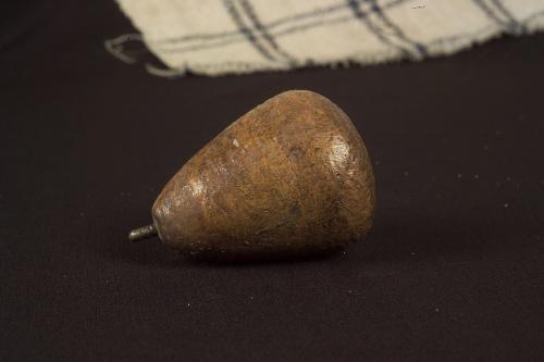 trottola, giocattoli di Pizzonia Francesco #Baracca# - bottega del tornitore (sec. XX inizio)