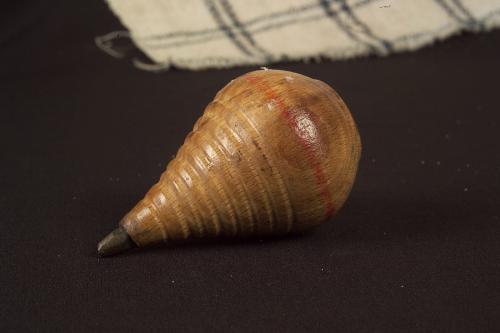 trottola, giocattoli di Pizzonia Francesco #Baracca# - bottega del tornitore (sec. XX inizio)