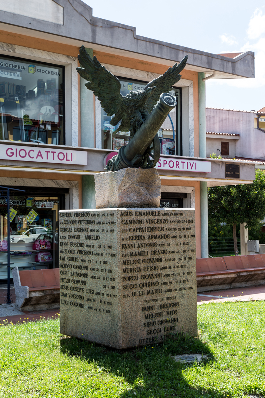 allegoria della Vittoria come aquila (monumento ai caduti - a cippo) - ambito italiano (fine sec. XX)