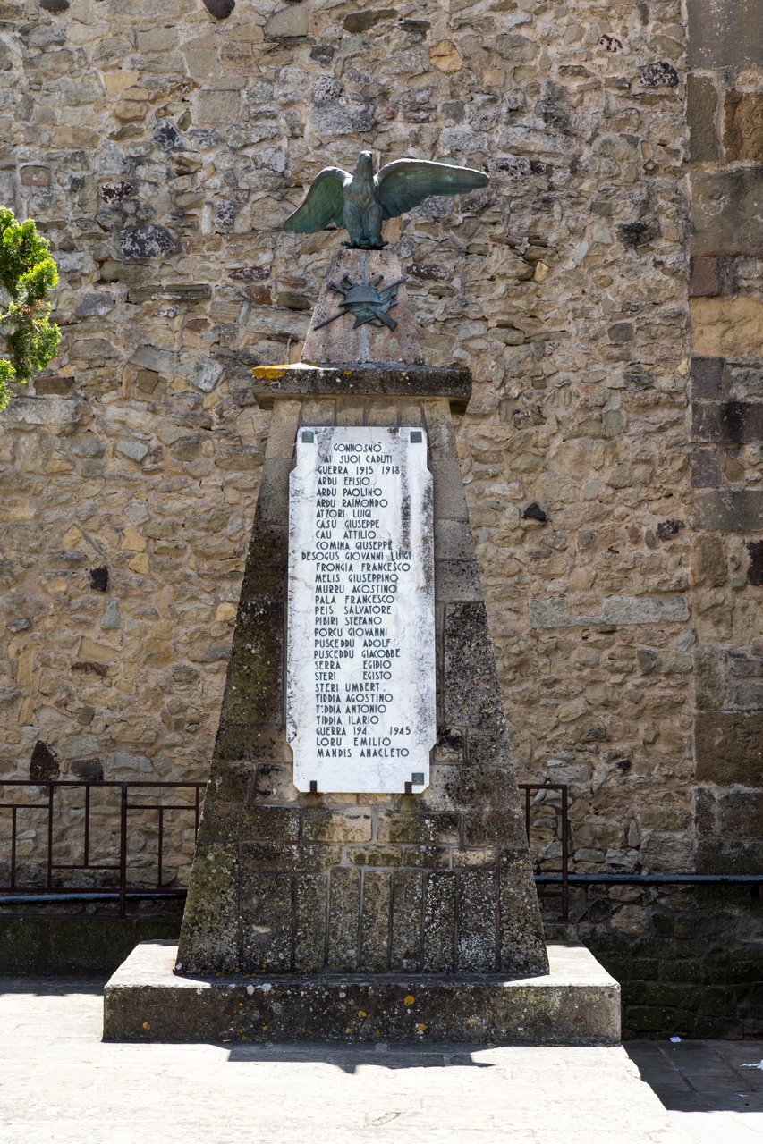 allegoria della Vittoria come aquila (monumento ai caduti - ad obelisco) - ambito sardo (sec. XX)