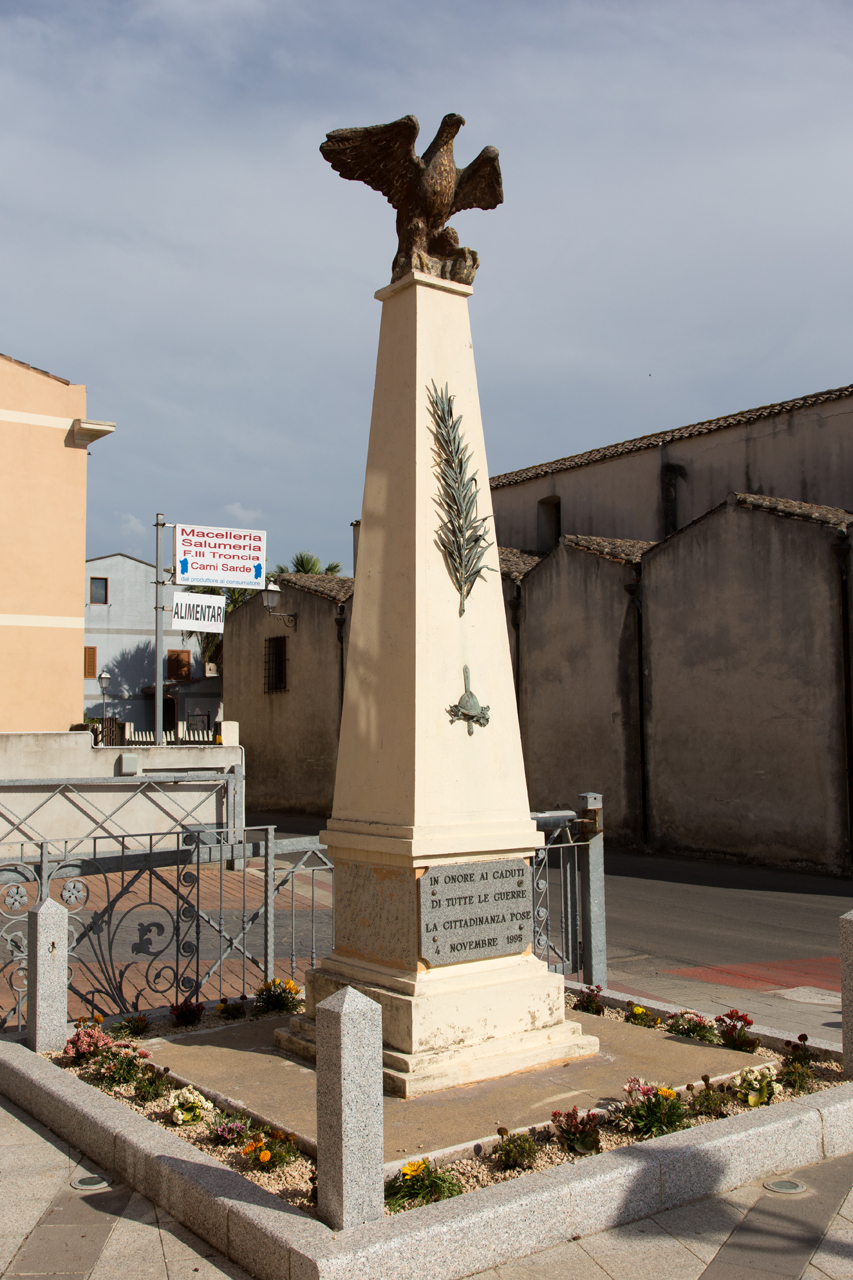 allegoria della Vittoria come aquila (monumento ai caduti - ad obelisco) - ambito sardo (sec. XX)