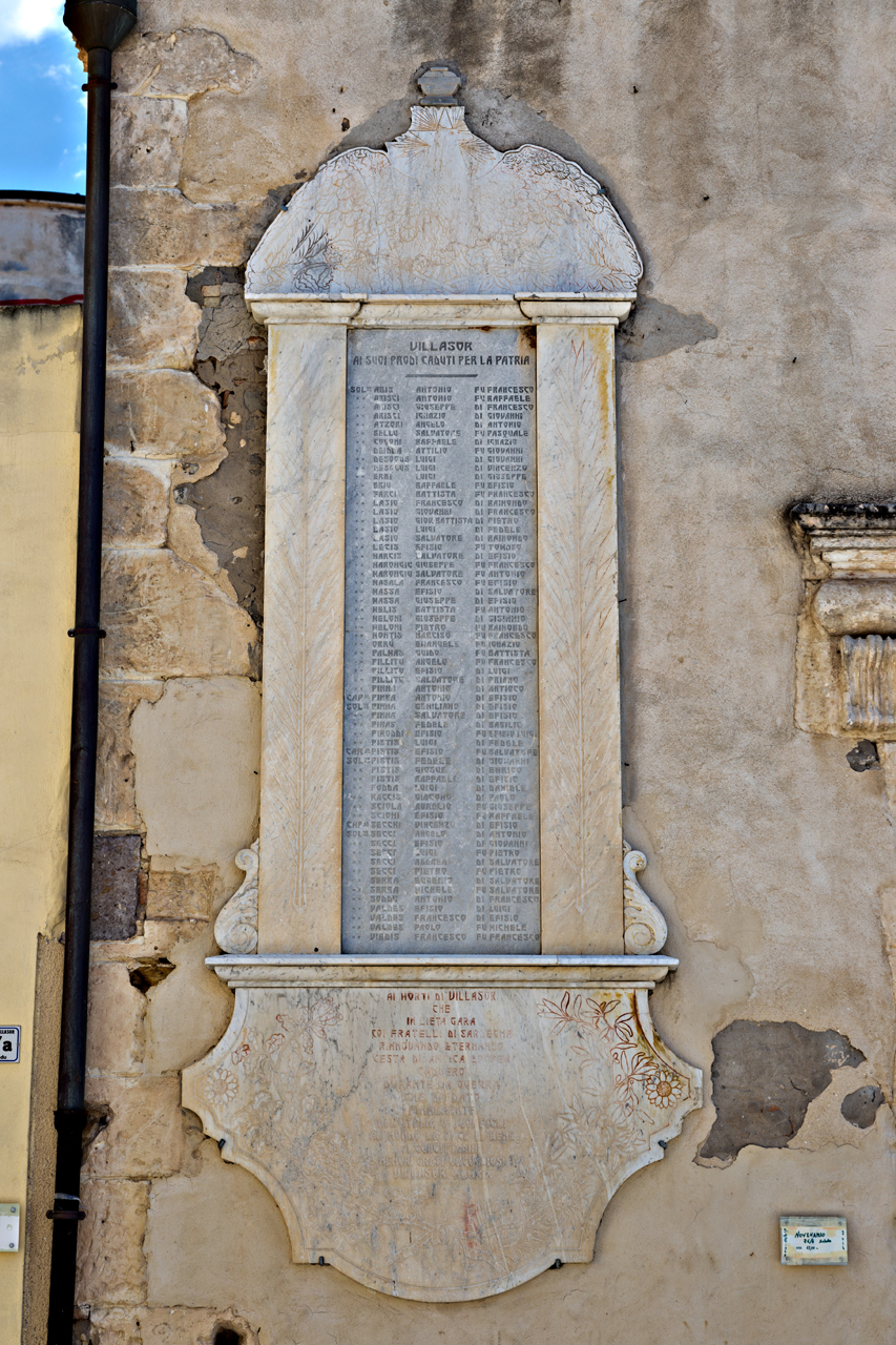 Soggetto assente (lapide commemorativa ai caduti)