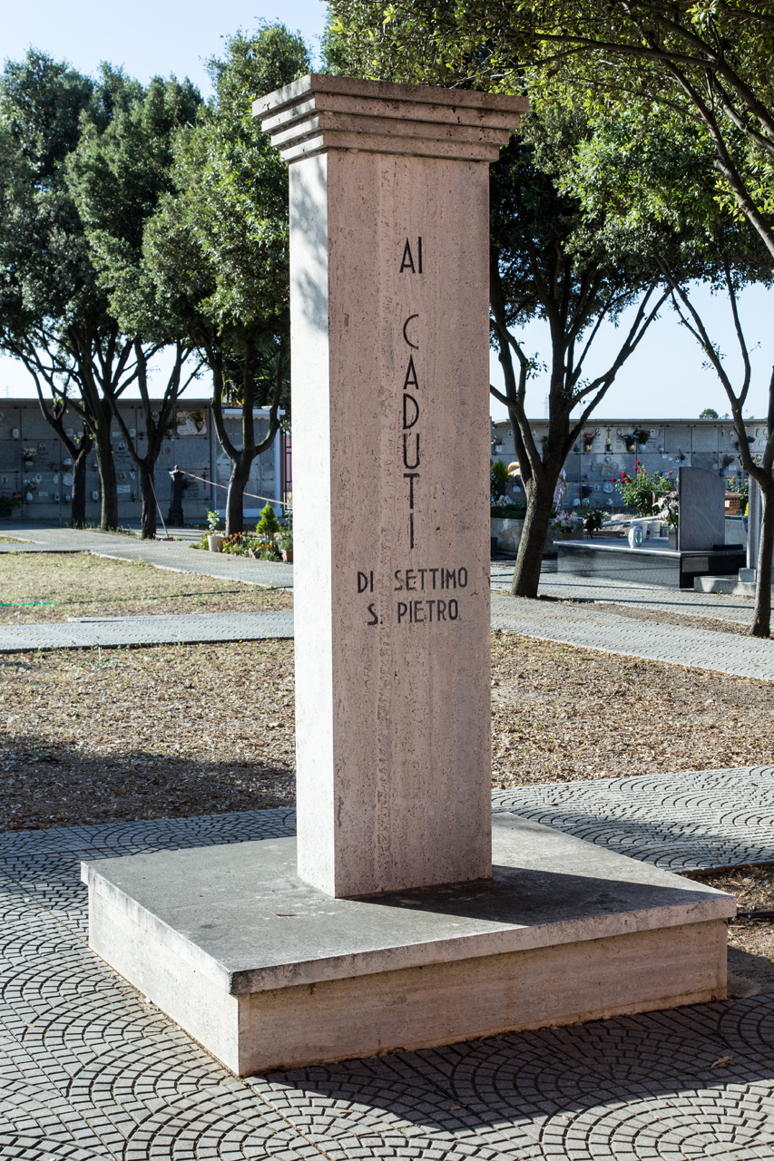 Soggetto assente (monumento ai caduti - a stele)