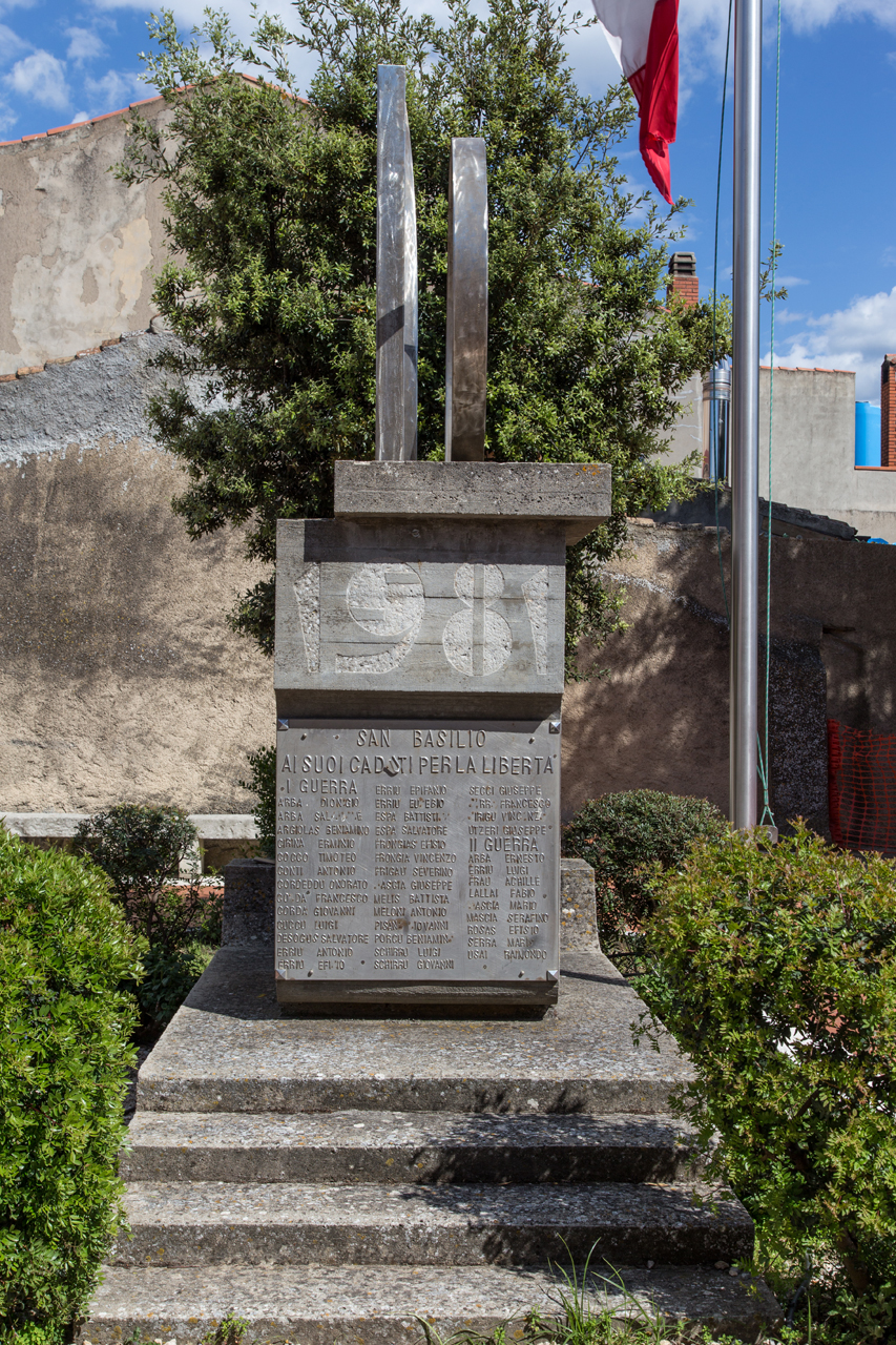 soggetto assente (monumento ai caduti - a cippo) - ambito sardo (sec. XX)