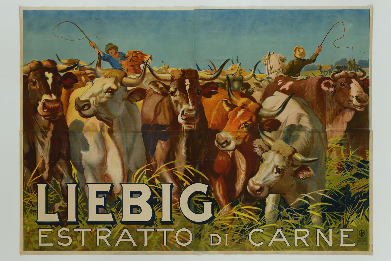 mandria al pascolo e due bovari a cavallo (manifesto, stampa composita) di Cajani Vittorio (sec. XX)