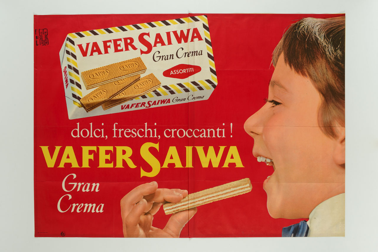 bambino di profilo apre la bocca per addentare un vafer (manifesto, stampa composita) - ambito italiano (sec. XX)